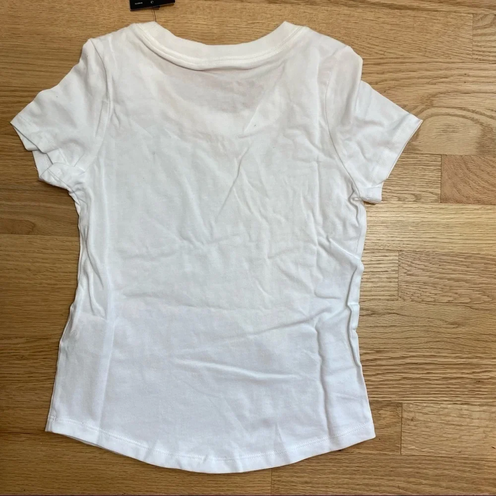 Nike White Swoosh T-shirt NWT Small Kids Girls Short Sleeve